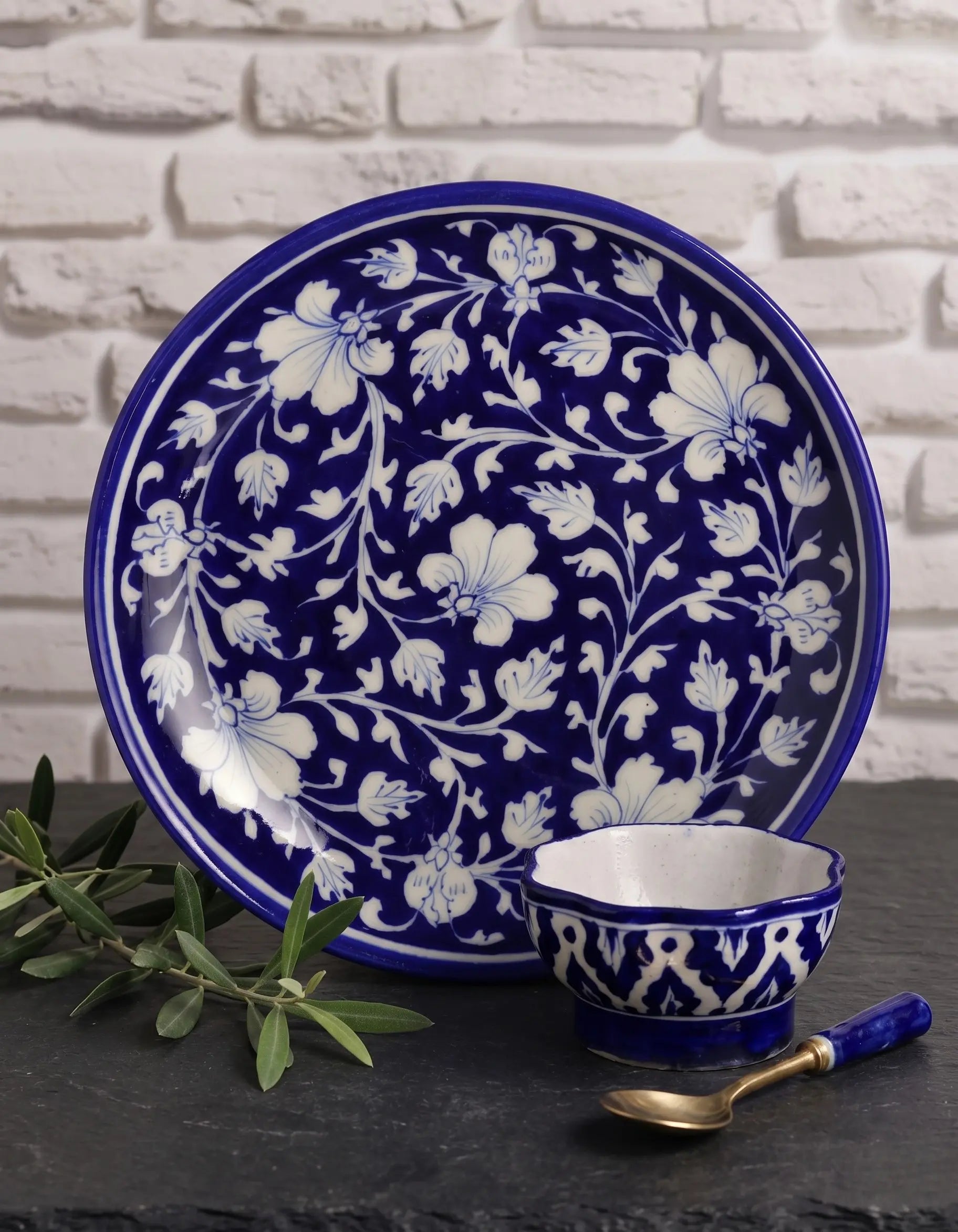 Plates & Bowls