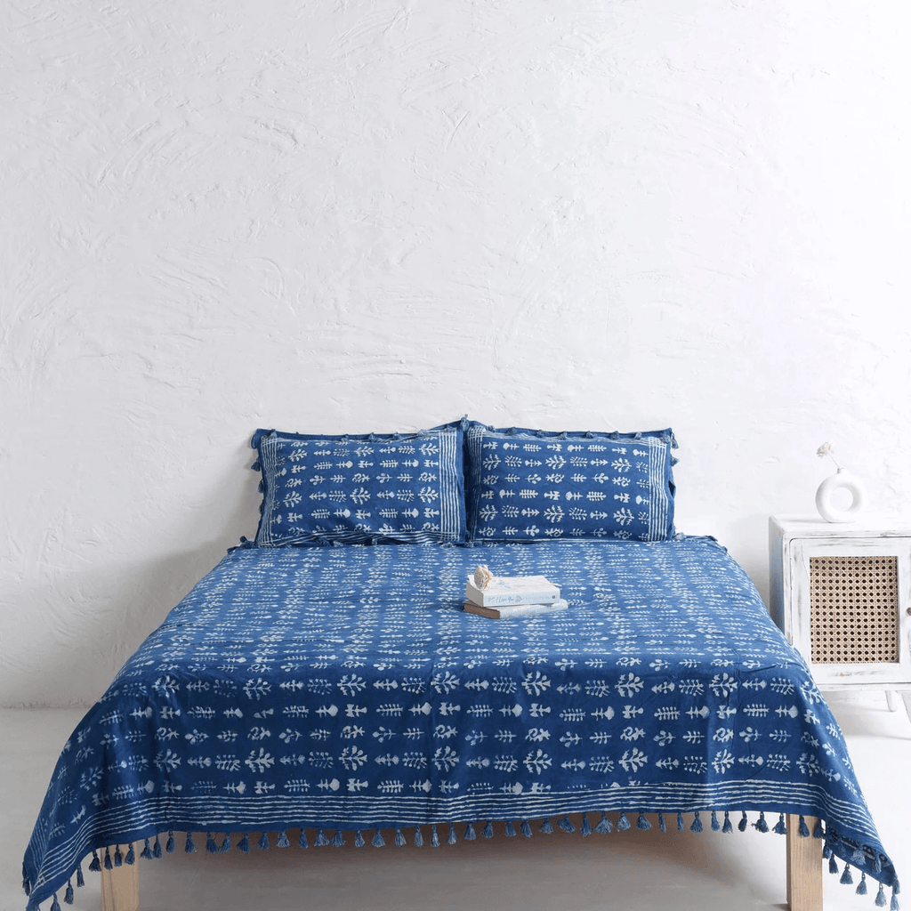 Designer Block Printed Bedsheet and Pillow Set