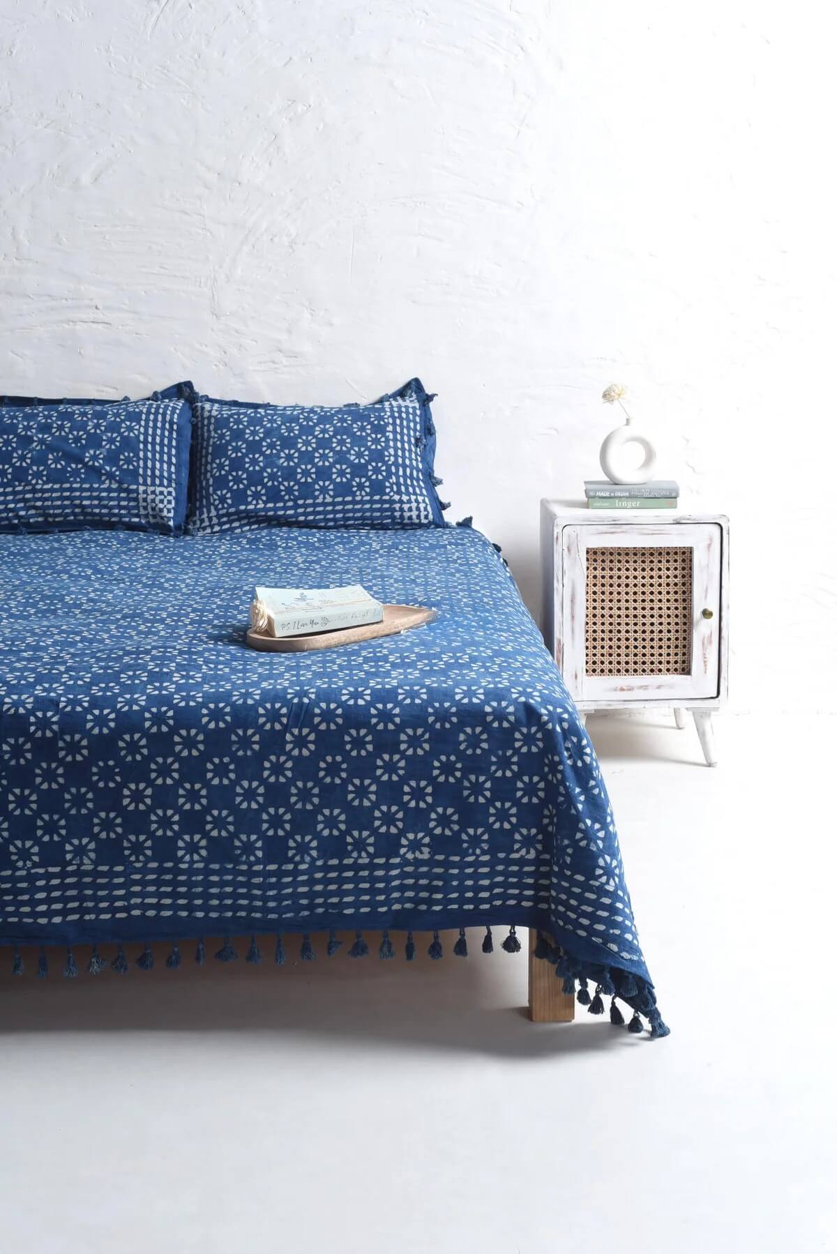 Flower Aesthetic Block Printed Bedsheet and Pillow Set