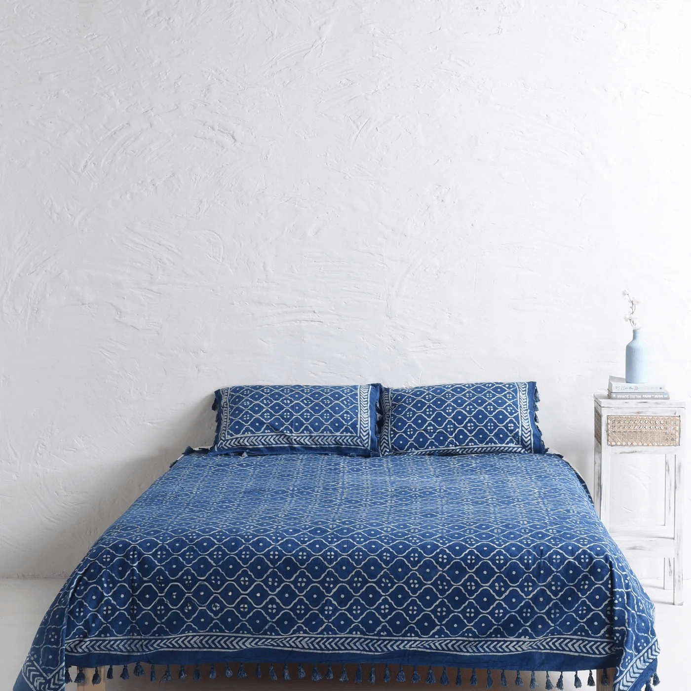 Handmade Reversible Block Printed Bedsheet and Pillow Set Main image