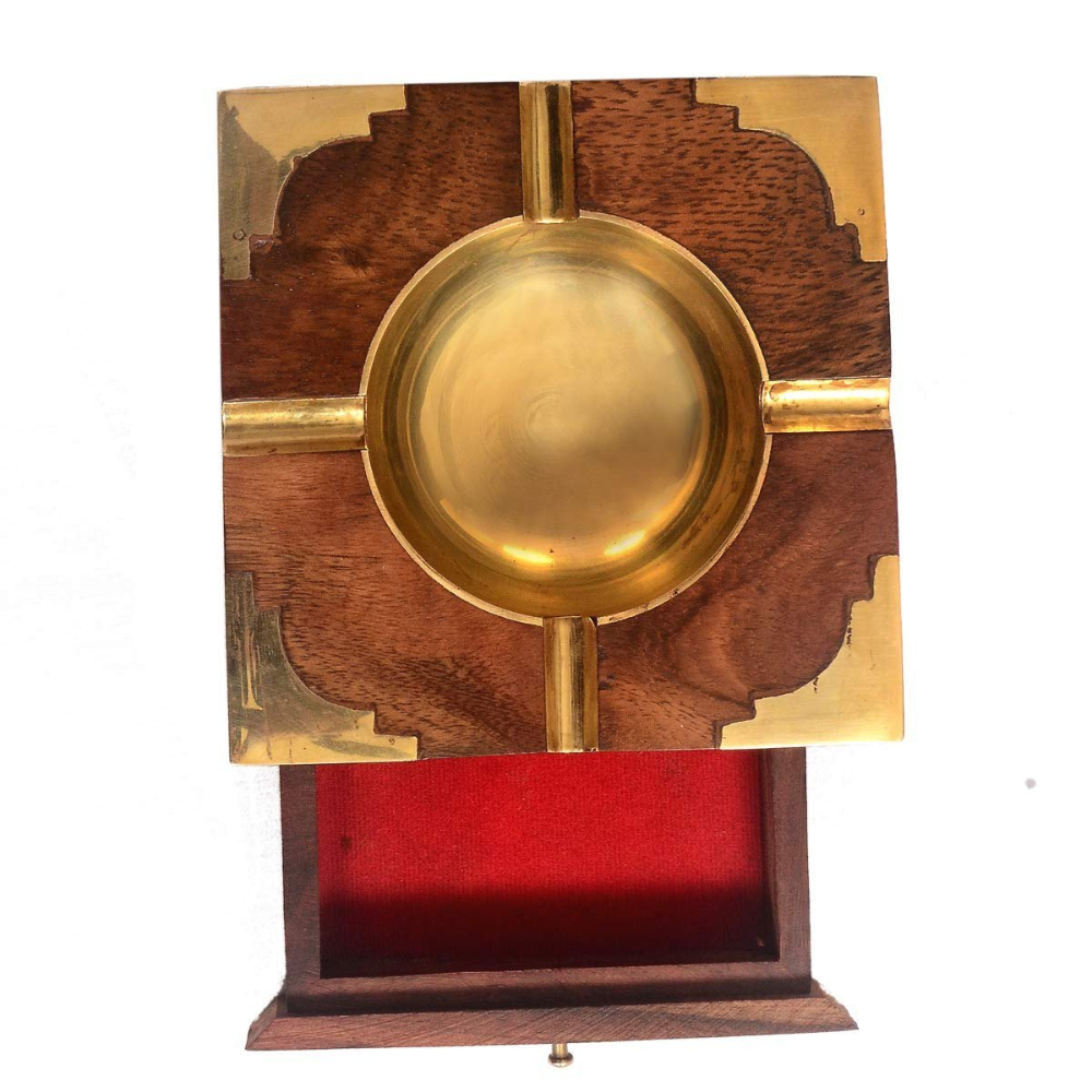 Ashtray With Cigarette Holder Secondary image