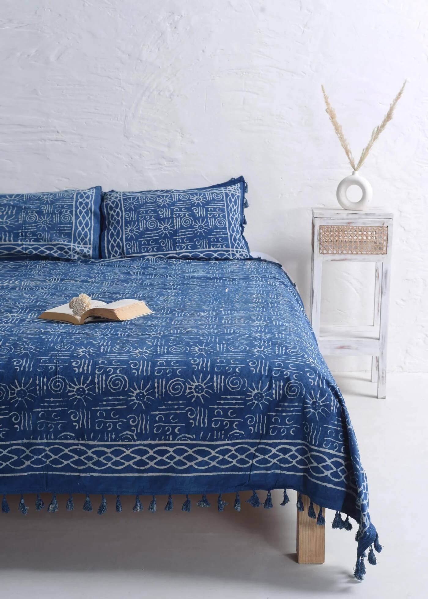 Nilaya Hand Block Printed Bedsheet and Pillow Set Secondary image