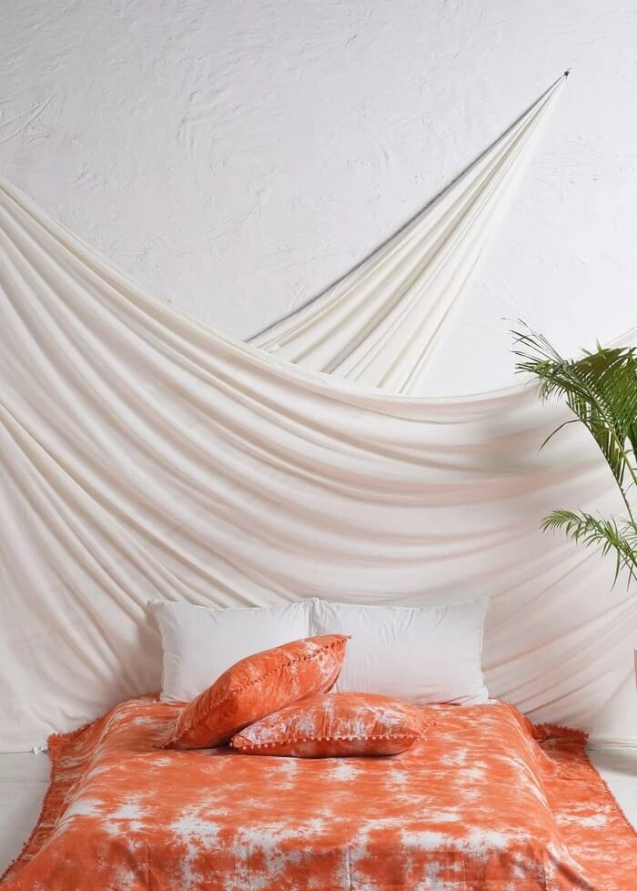 Orange and White Tie Dye Bedsheets with Pillow Covers Secondary image