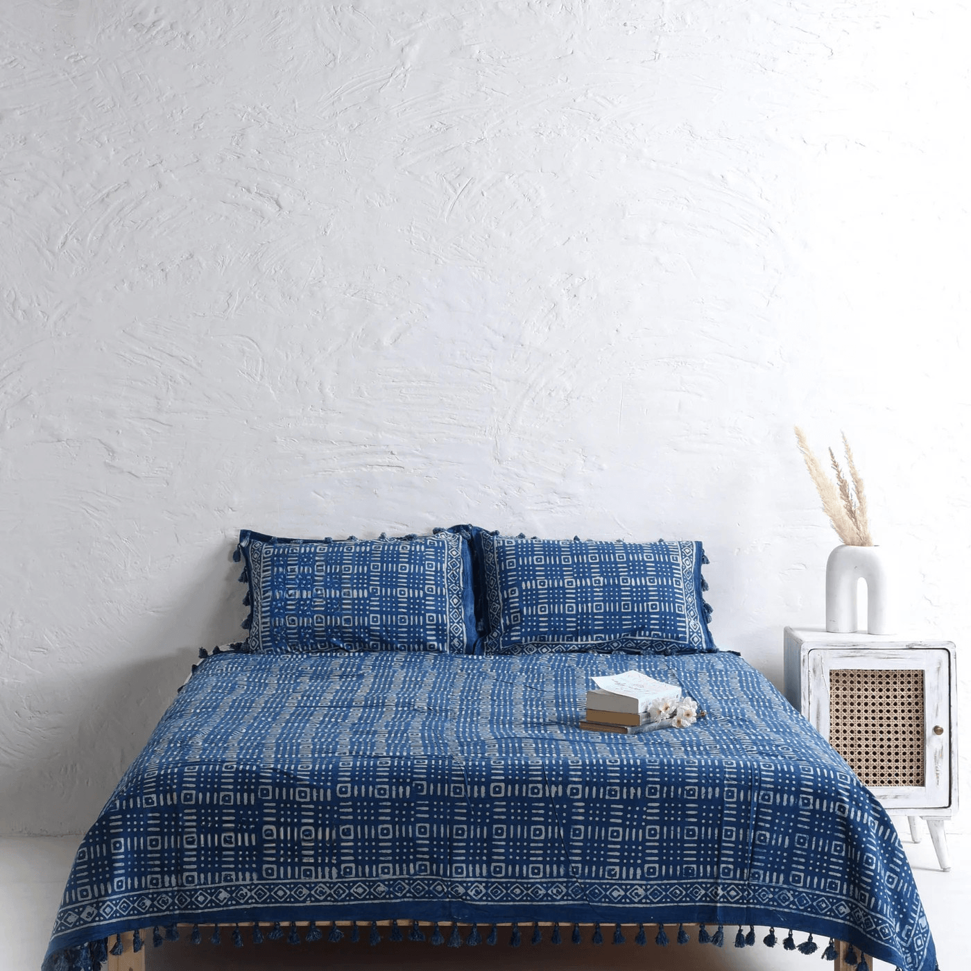 Premium Quality Block Printed Bedsheet and Pillow Set Main image