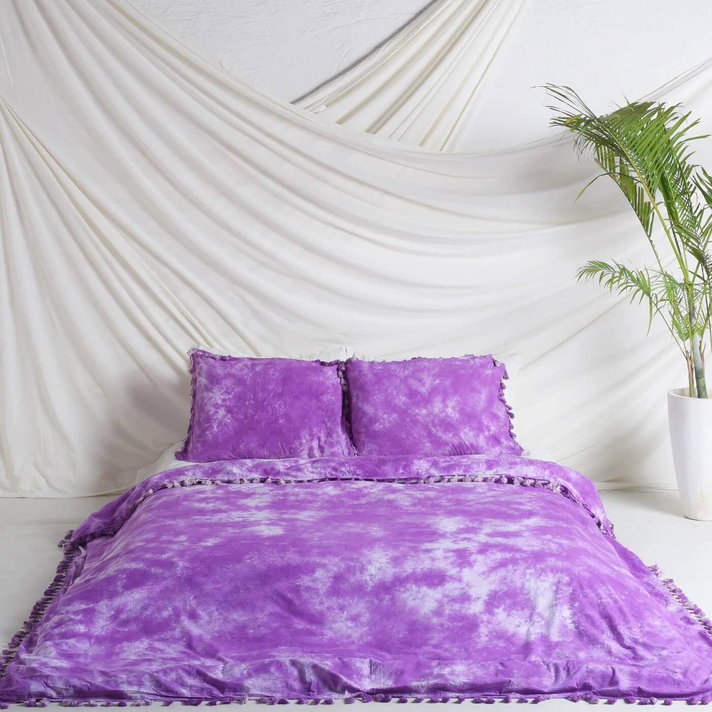 Purple Tie Dye Bedsheets with Pillow Covers Main image