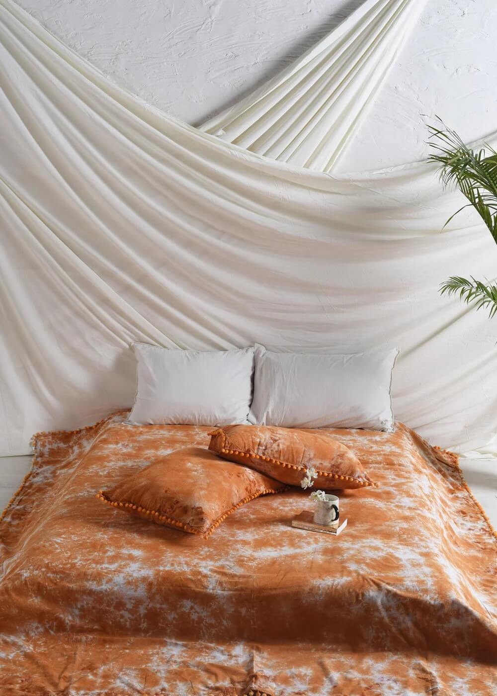 Rust Orange Tie Dye Bedsheets with Pillow Covers Secondary image