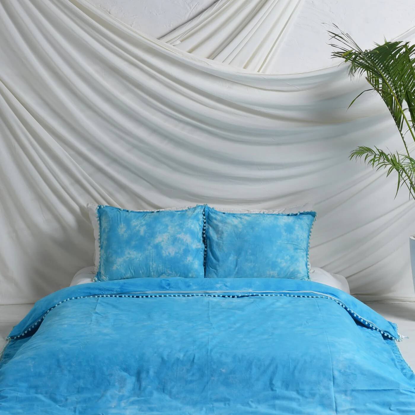 Sky Blue Tie Dye Bedsheets with Pillow Covers Main image
