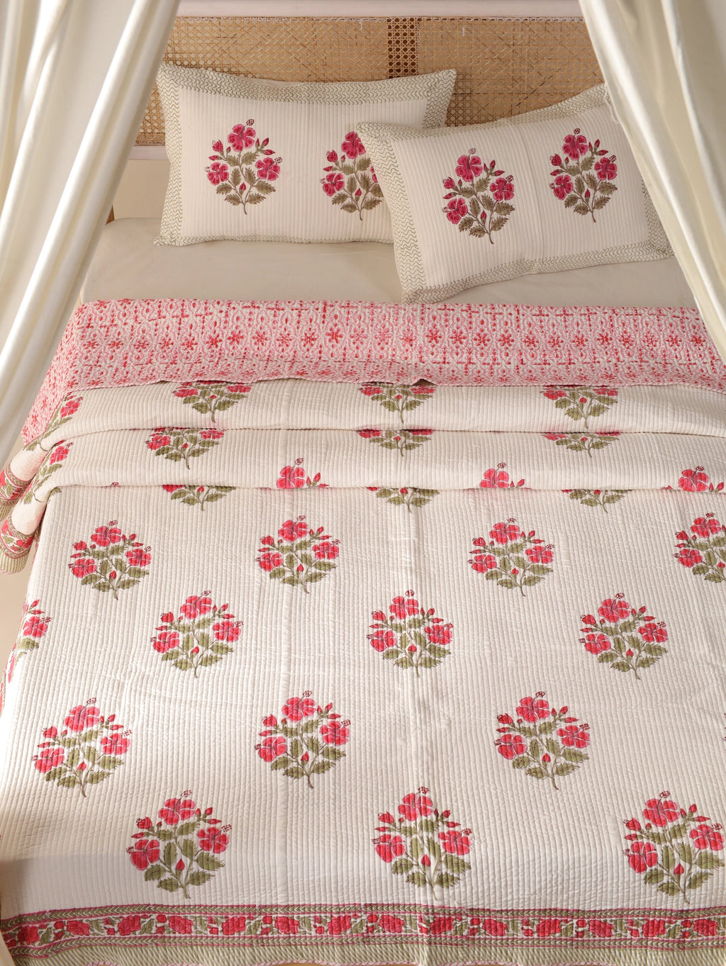 Quilt with Pillow Cover Stamp Set Floral Cotton Quilted Double Soft Cozy Coverlet All Season Blanket - Image 2