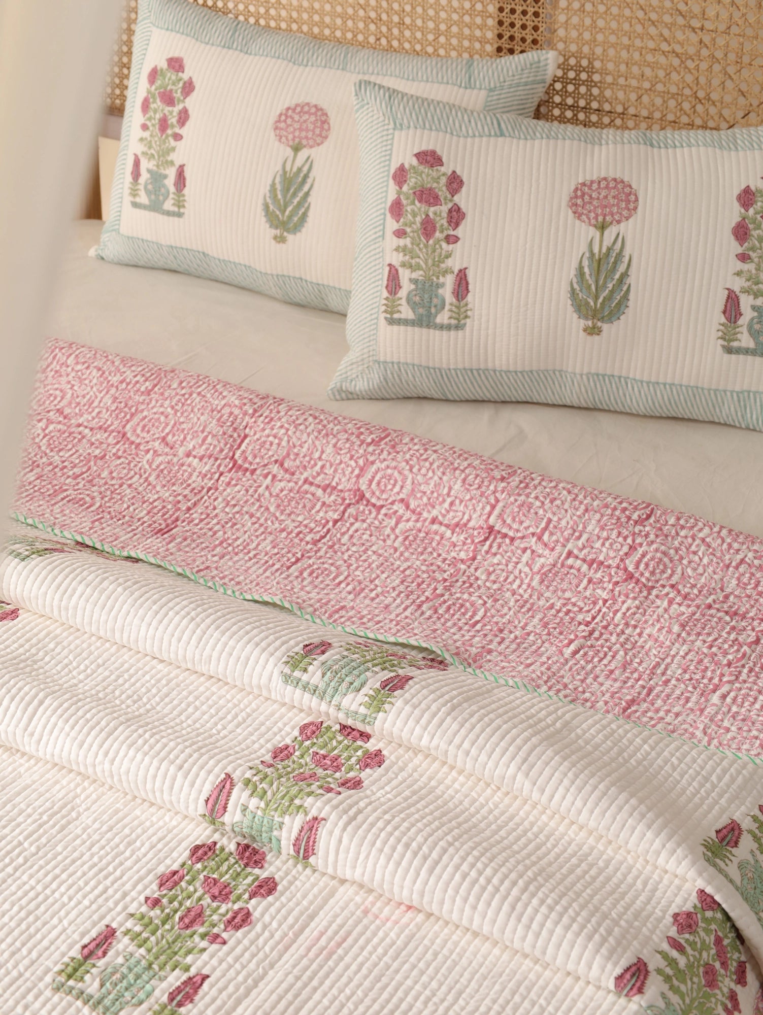 Indian Quilt Bedspread handmade block print quilt, Reversible Quilted Blanket Throw, Winter Warm Quilt, Queen Floral Print - Image 3