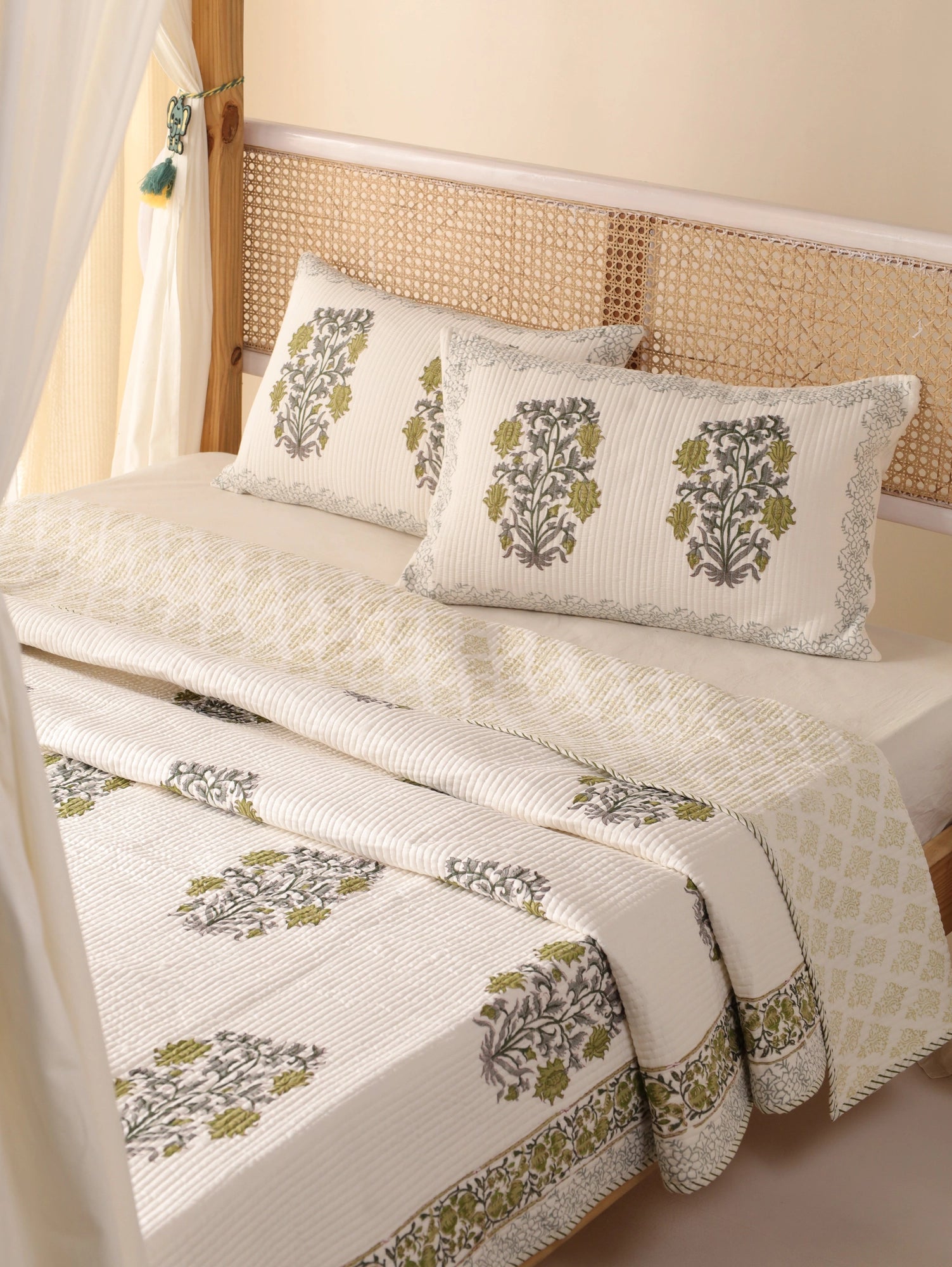Quilt Patterns Comforter Hand block printed Cotton Queen Size Printed Quilt Pillow Coverlet - Image 3