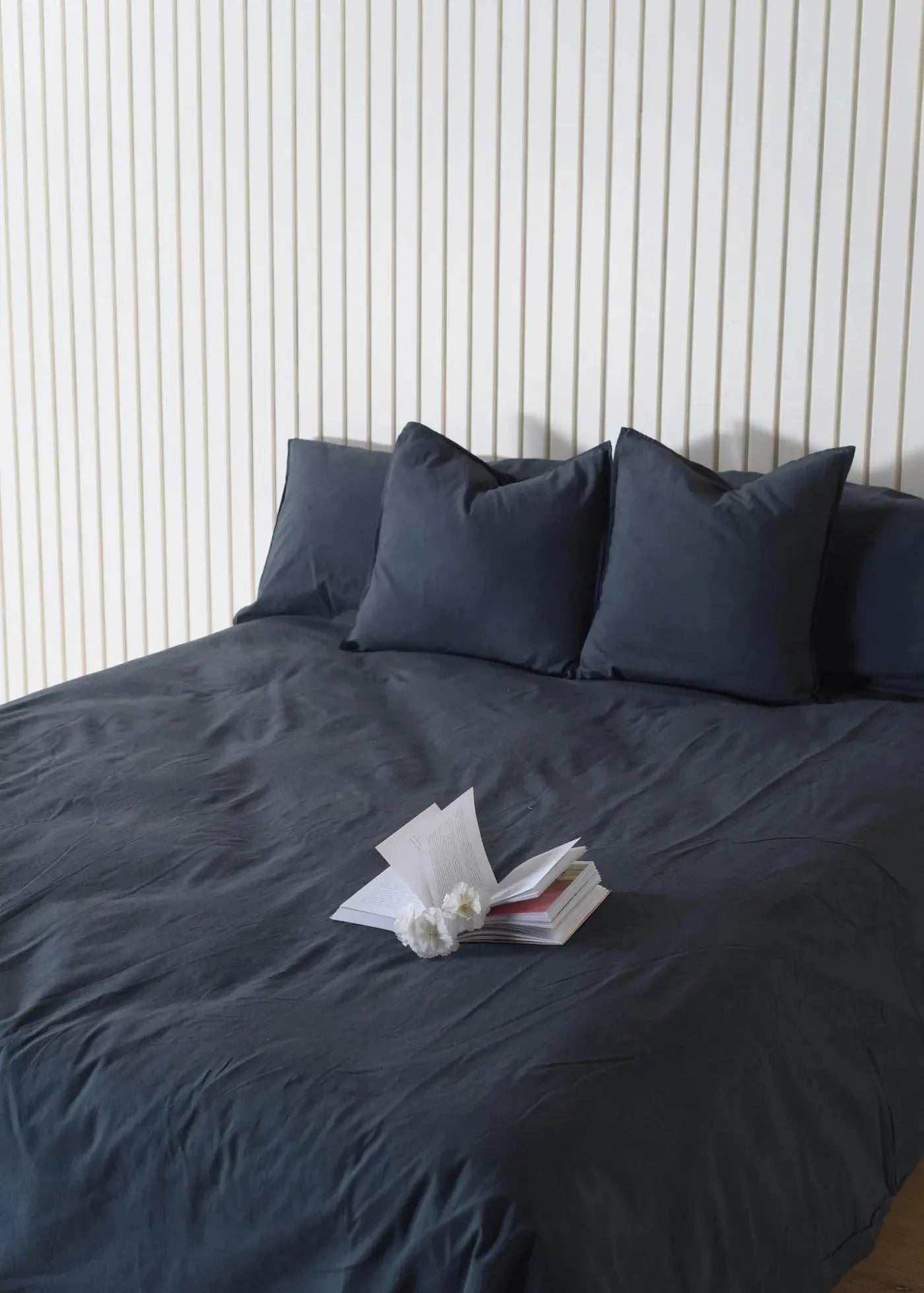 Deep Blue Linen Bedsheet with Pillow Covers