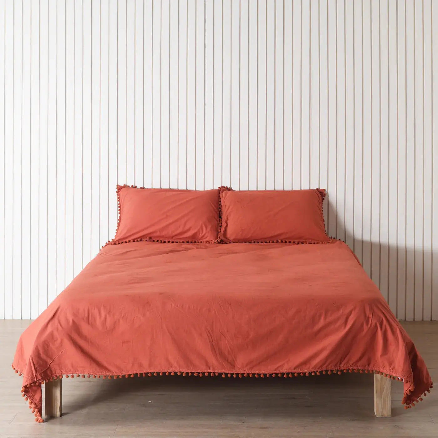 Red Linen Bedsheet with Pillow Covers Main image